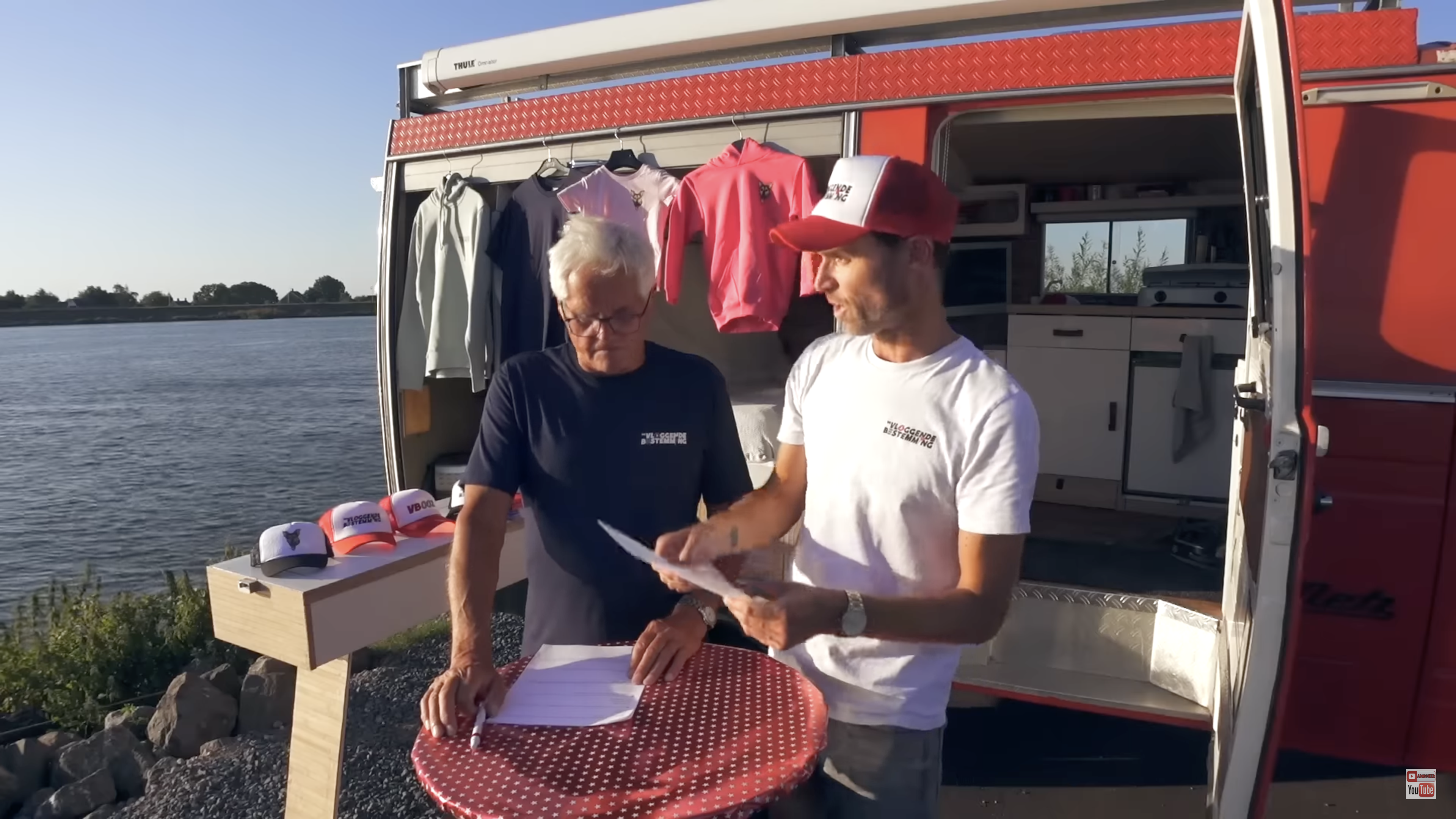 Vlogger Kees richting Brielse Meer