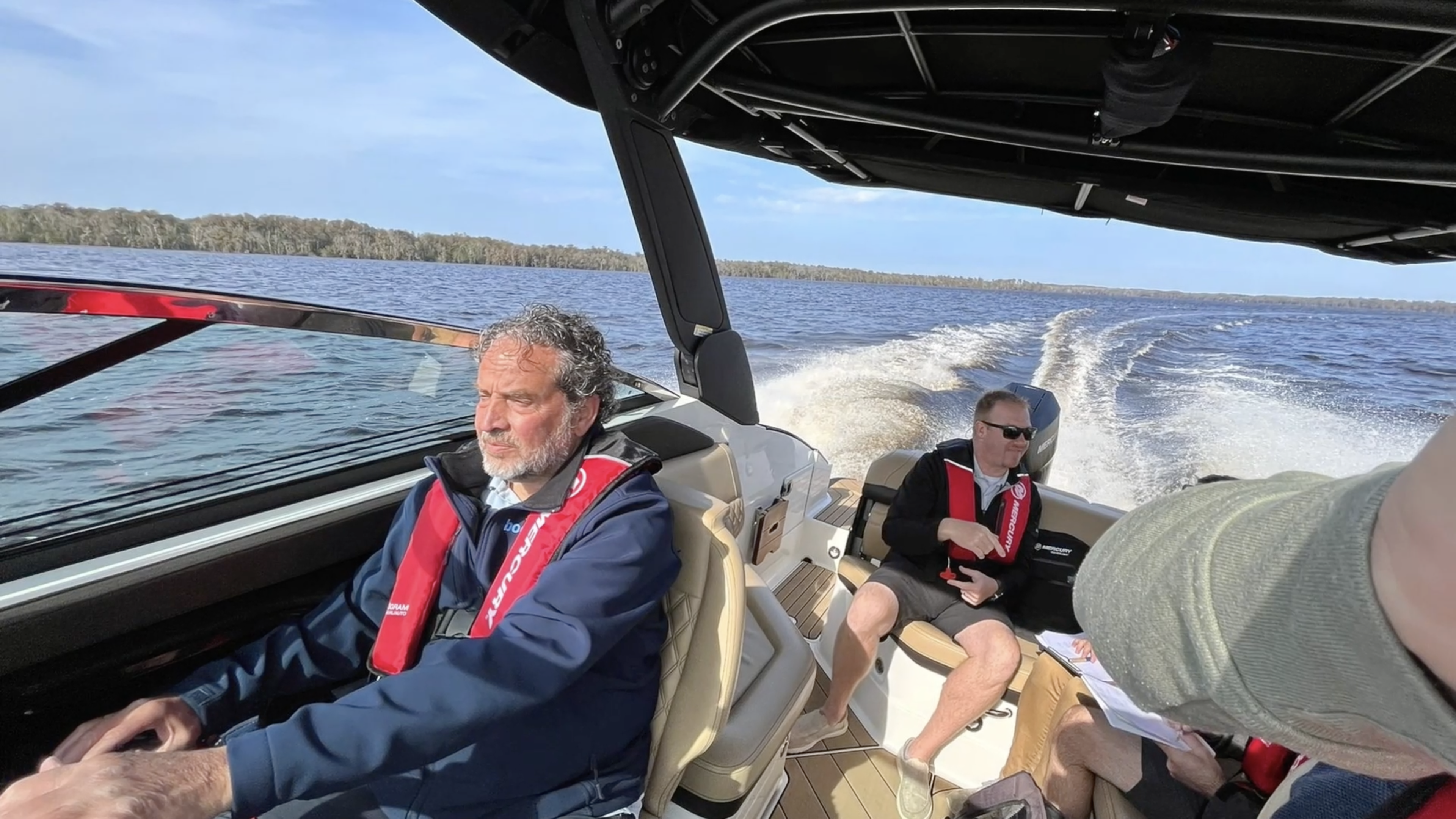 Mercury's fabrieksgeheimen rond Lake X 