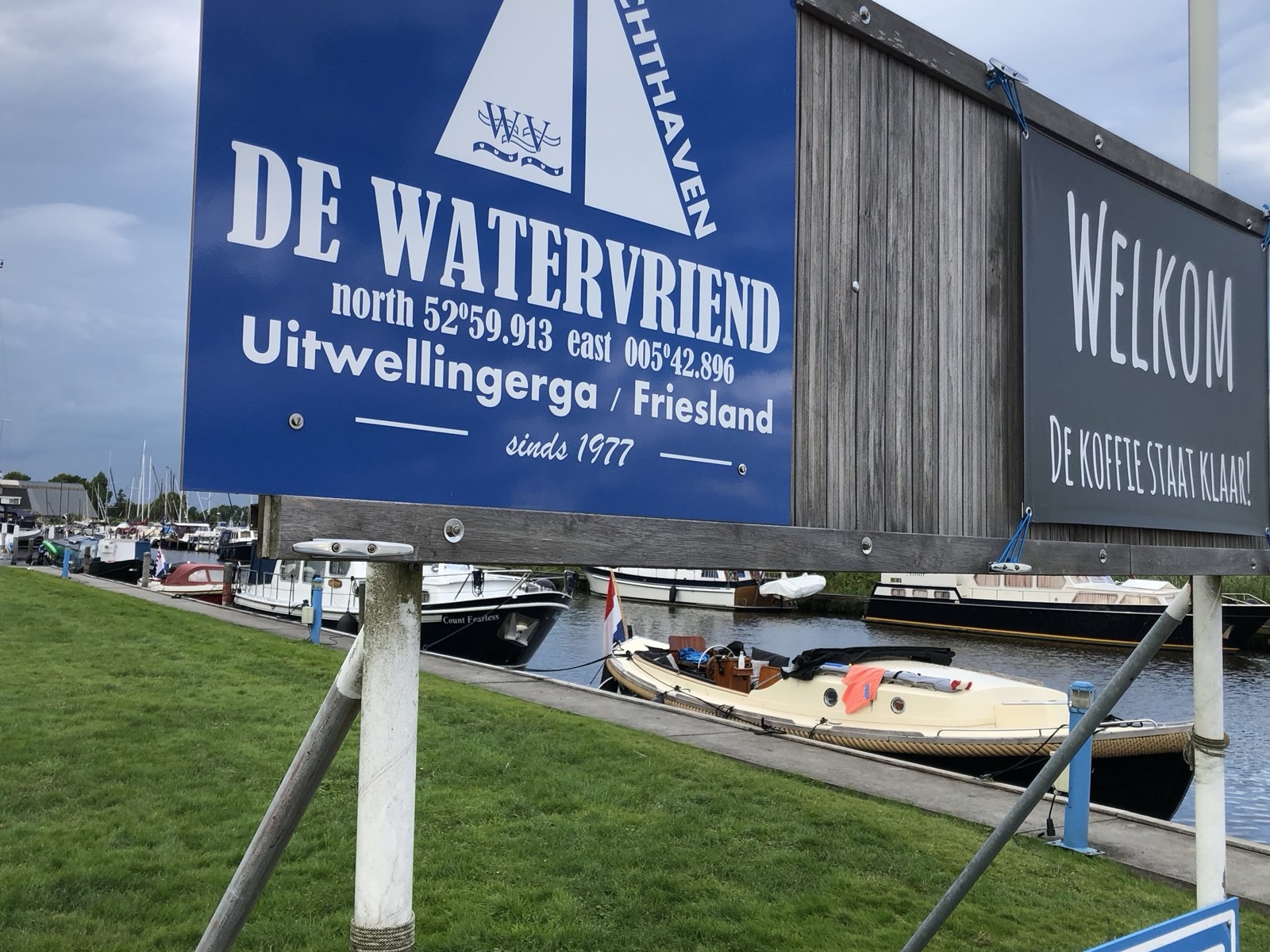 Alles wat je moet weten voordat je afmeert in een jachthaven