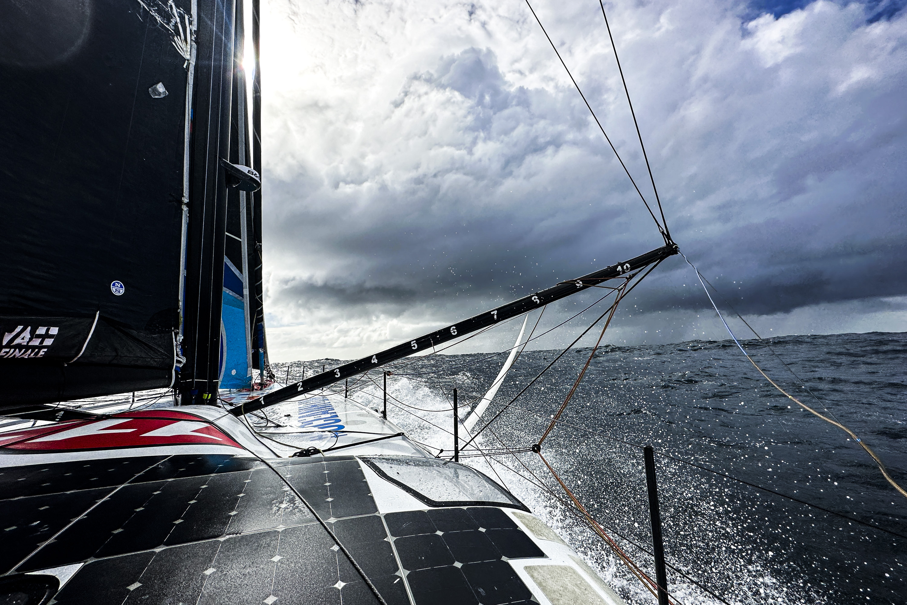 Ocean Race vloot op 'safe' richting finish