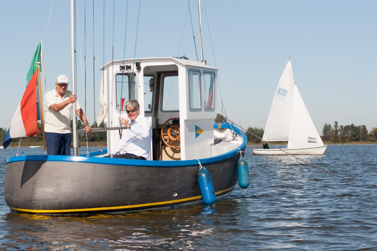 Zeilwedstrijdleider uit frustratie