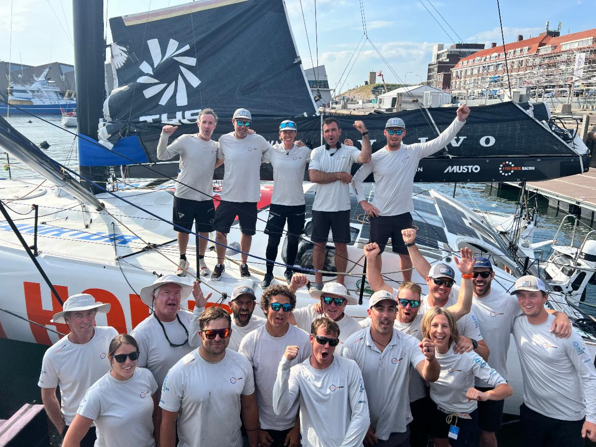 11 th Hour Racing vaart 'eigen race' naar Genua