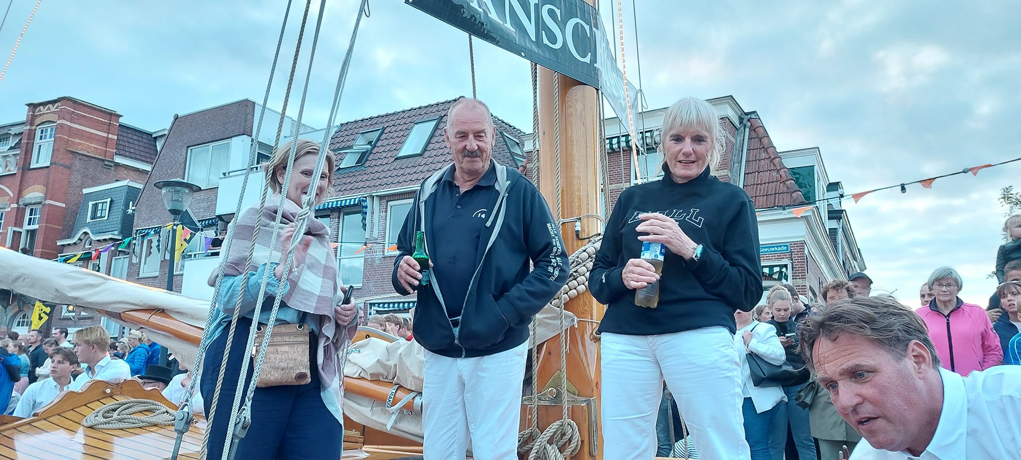 Sneekweek met Panschipper Harry Amsterdam van start