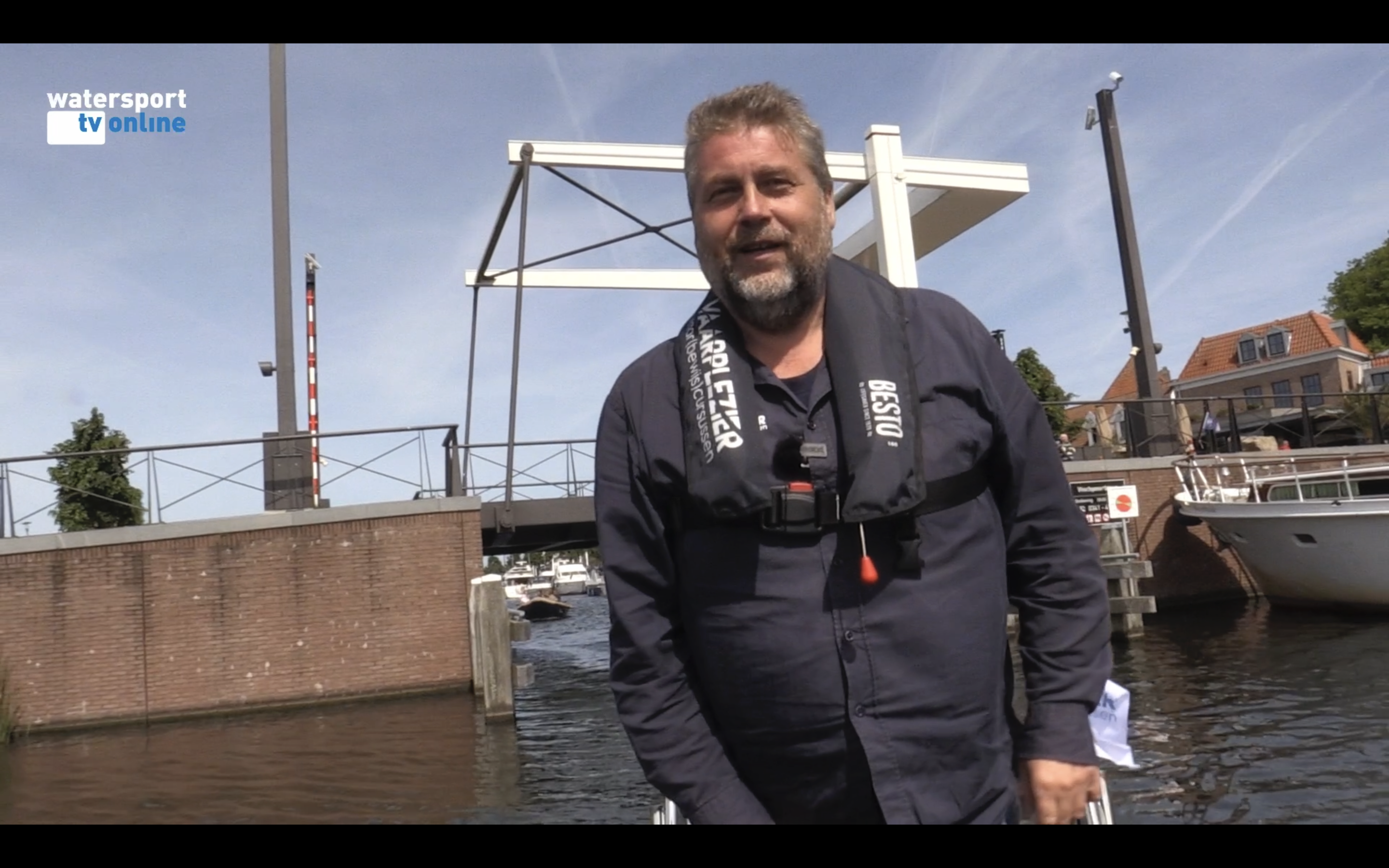 Wat moet je verplicht aan boord hebben?