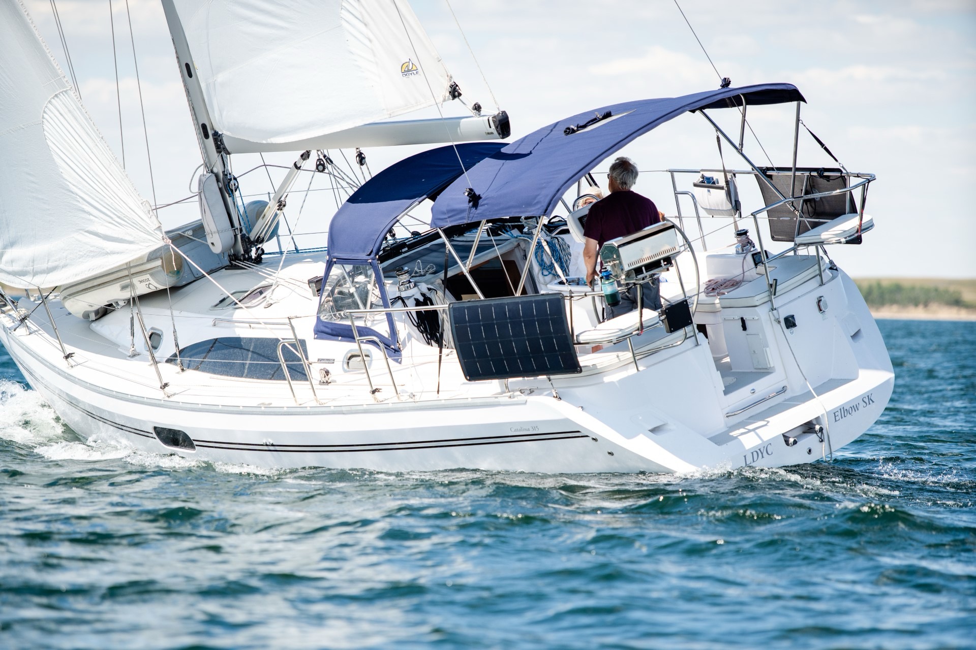 Lightleaf Carbon Solar Panels bij Smartmarine