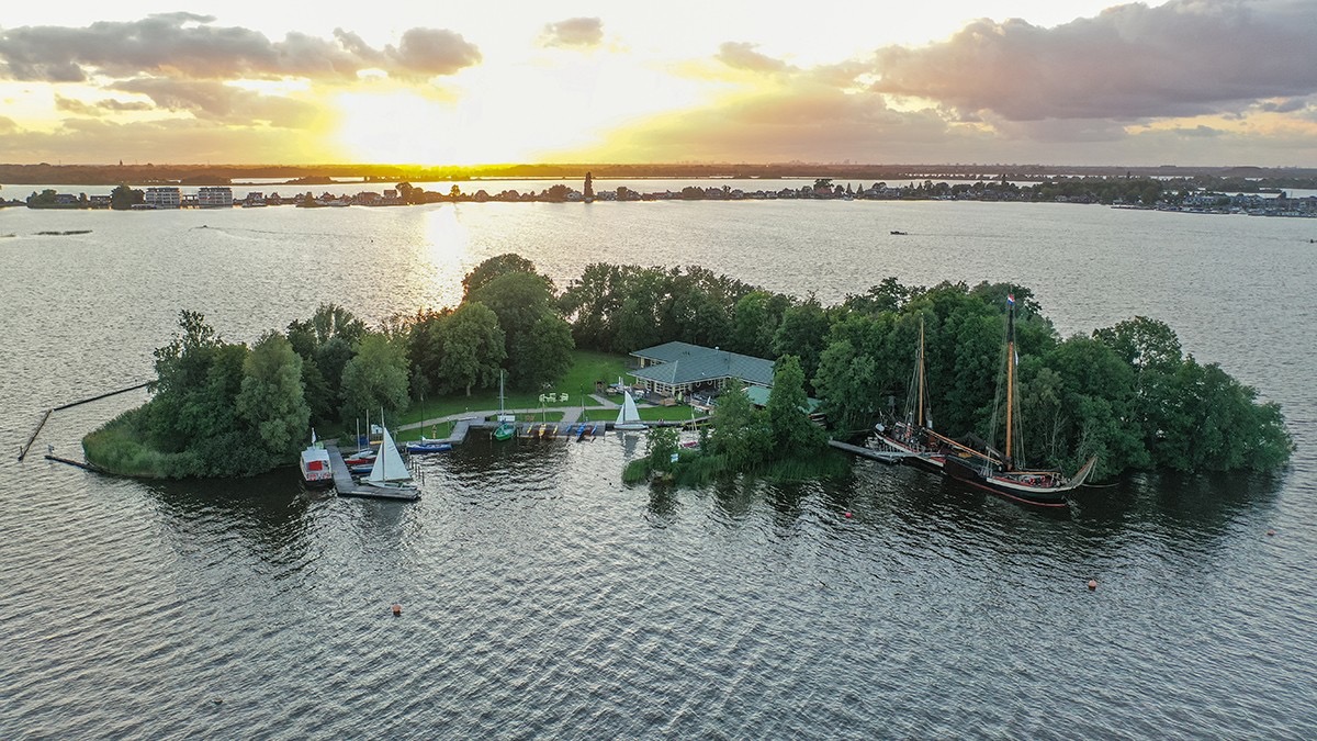 Sailwise jubileumconcert op Loosdrechtse plassen