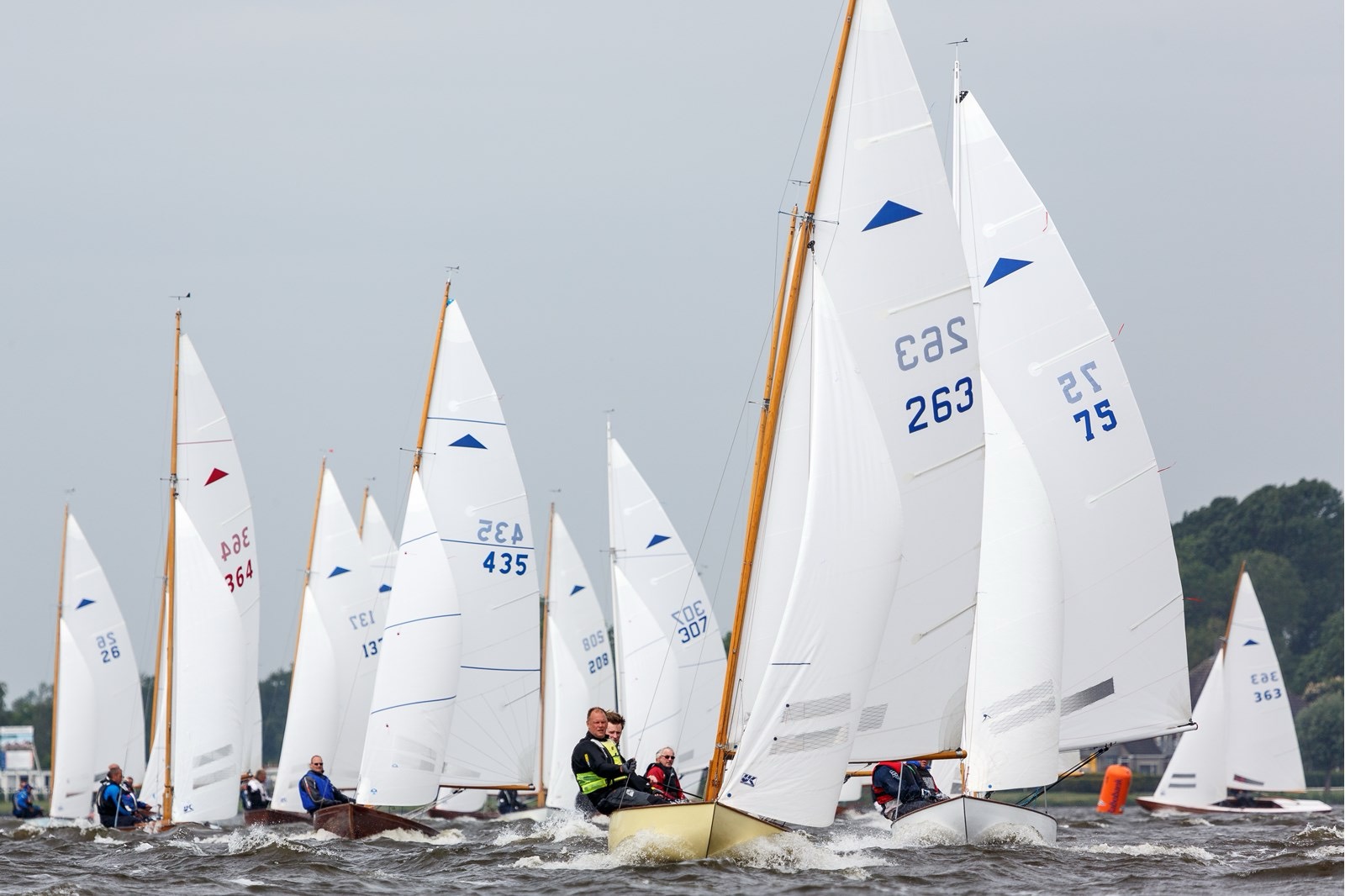 Pampusklasse jubileert op Sneek