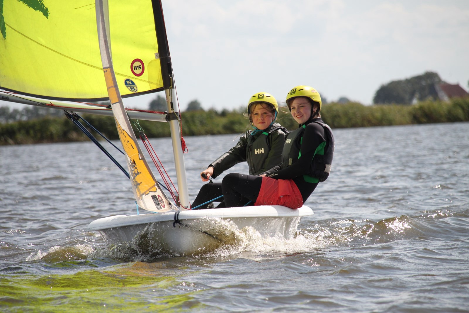 Vernieuwd watersportdiploma voor Nederland