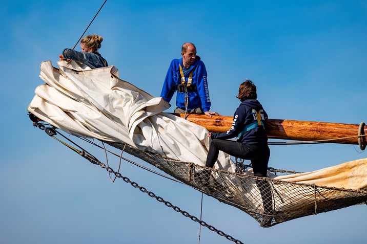 Hadassa Terpstra, Jacco Kroon en Ide Klein Bremel_JCW_SailWise_Lutgerdina125_0041