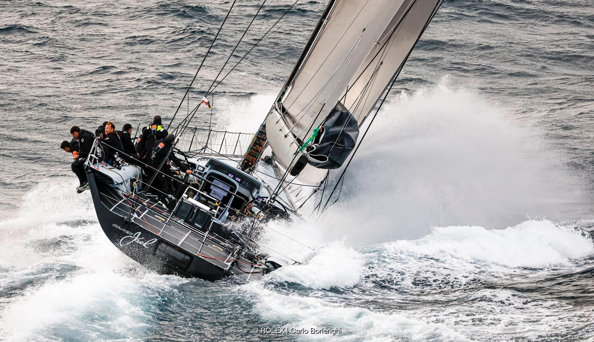 Black Jack 100 wint line honours in monohullklasse Rolex Fastnet Race