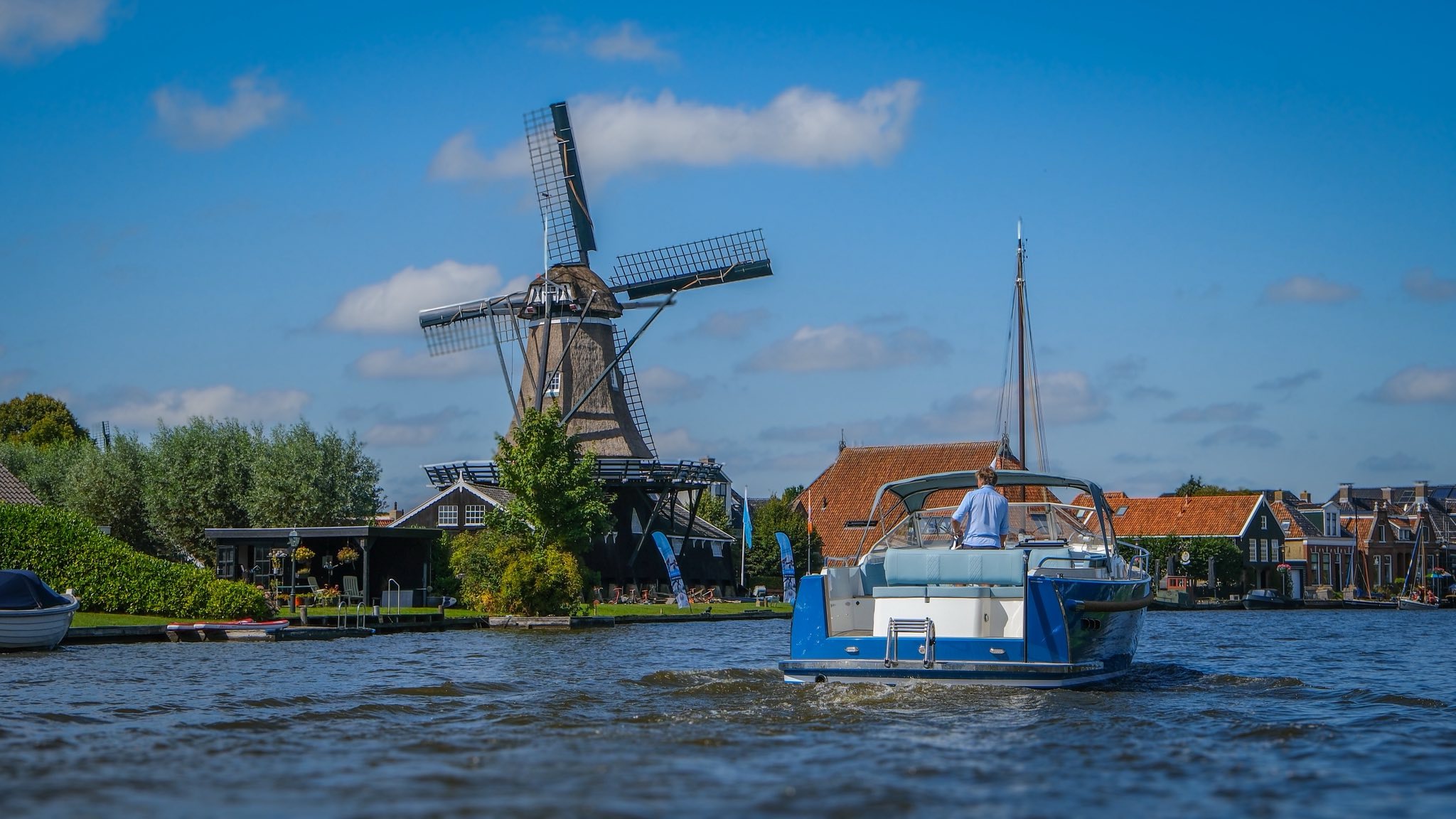 De eerste vaarbeelden van Maril 9NXT