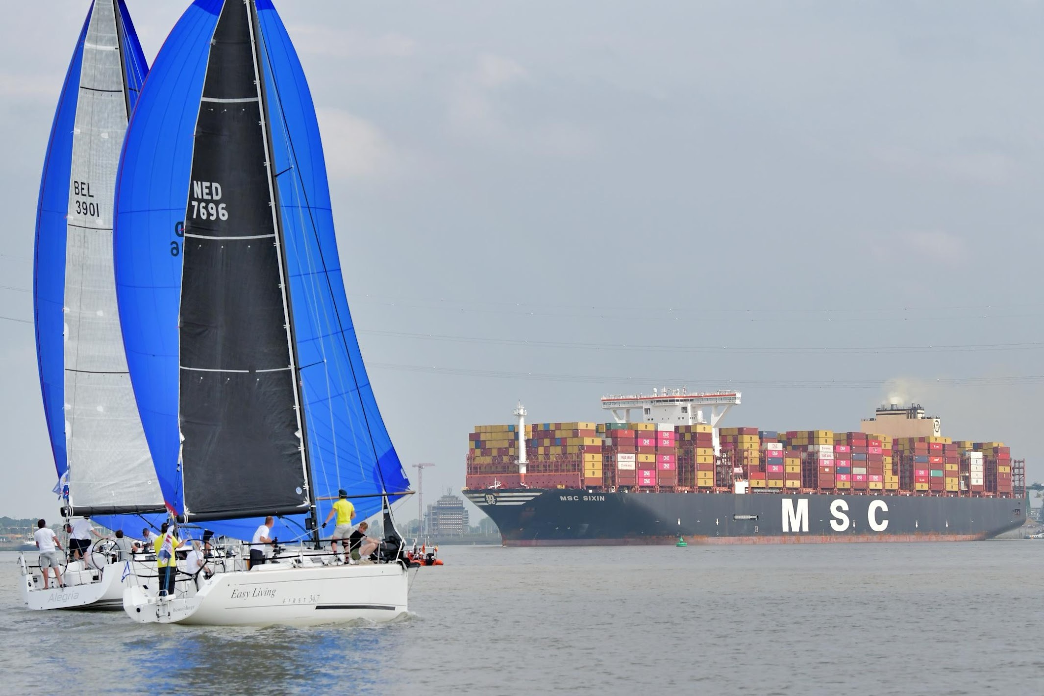 Antwerp Race met 127 zeiljachten van start