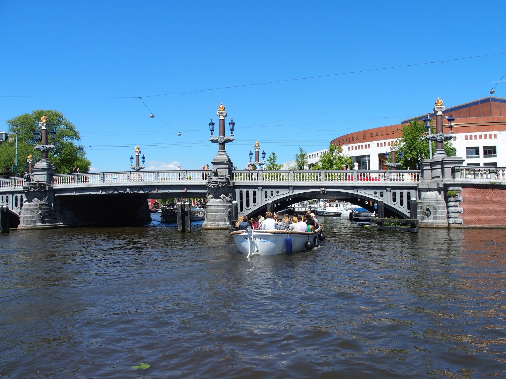 Hoger beroep tegen emissieloze zone pleziervaart Amsterdam