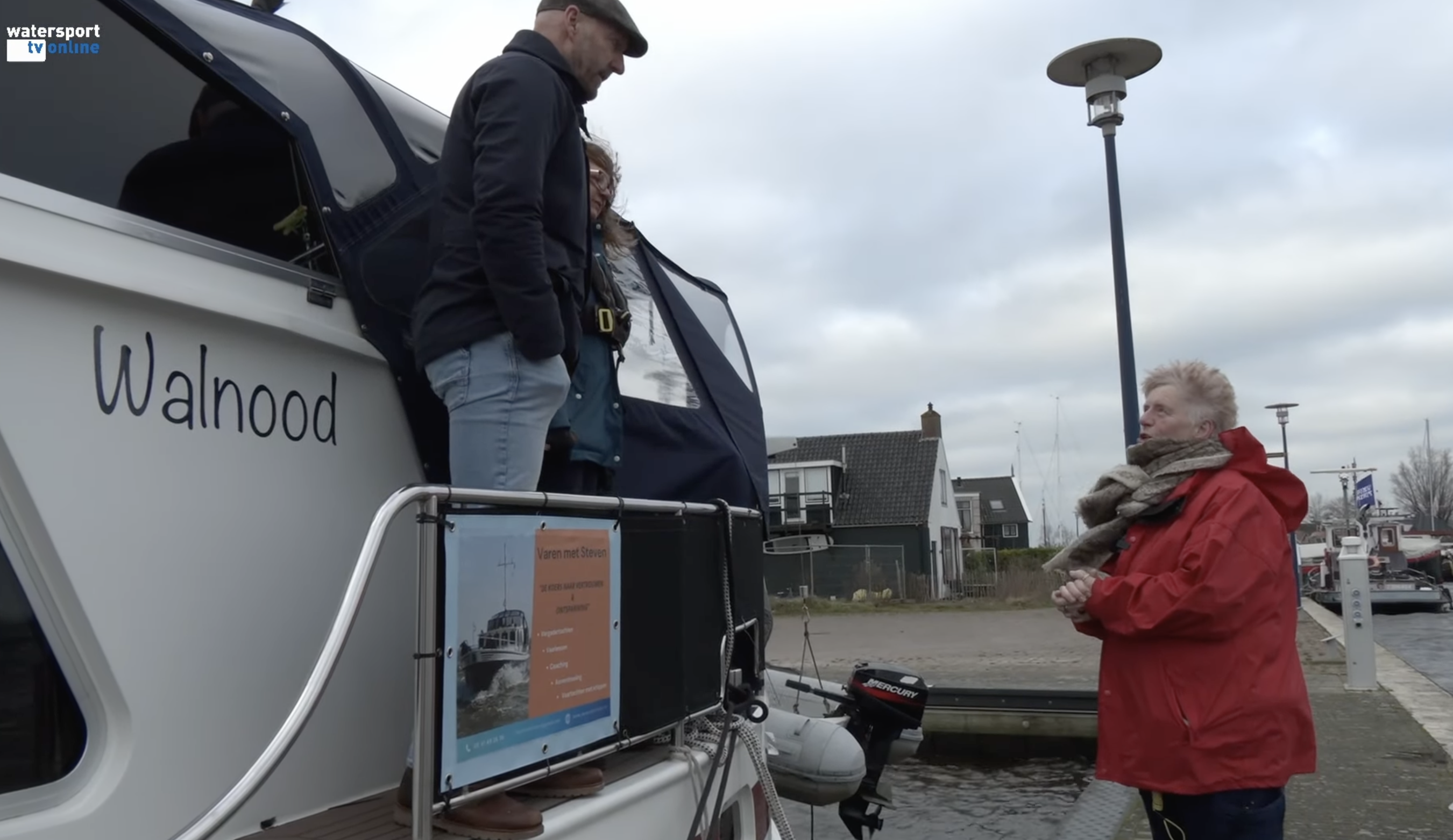 Ijskoude Holland Vaart in winters Friesland