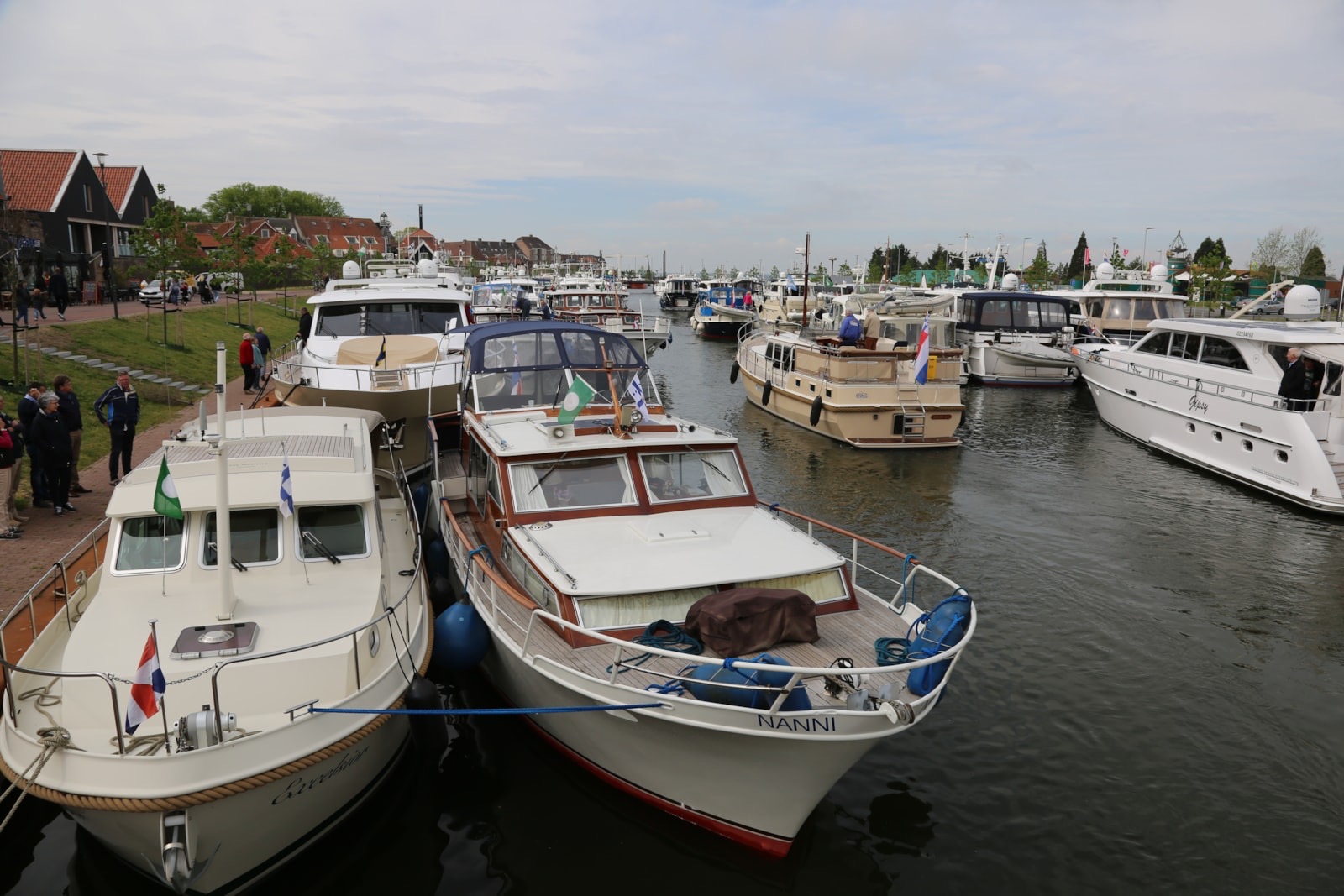 Boot Harderwijk als start van nieuwe watersportseizoen