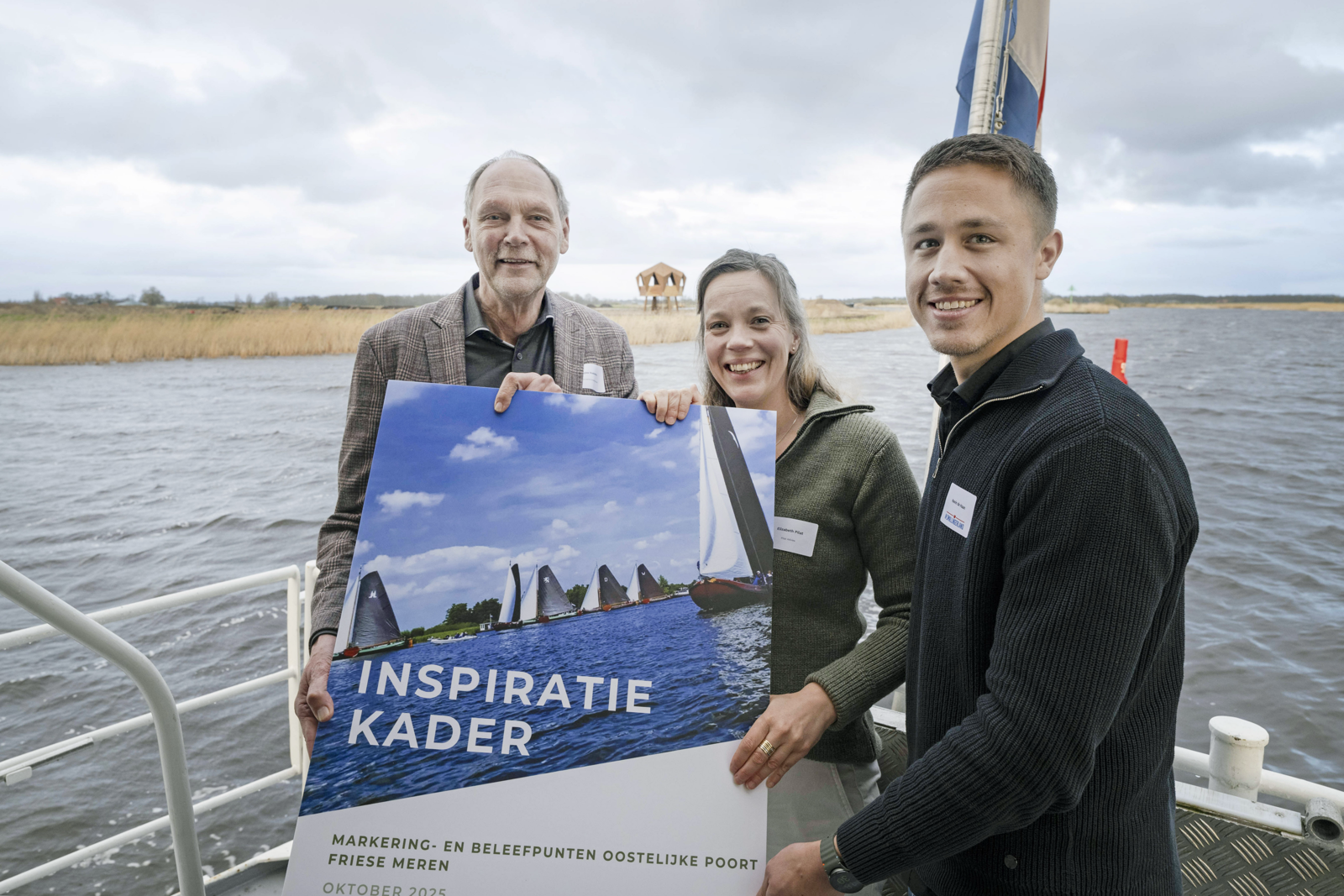 Symbolische overhandiging inspiratiekader Smallingerland